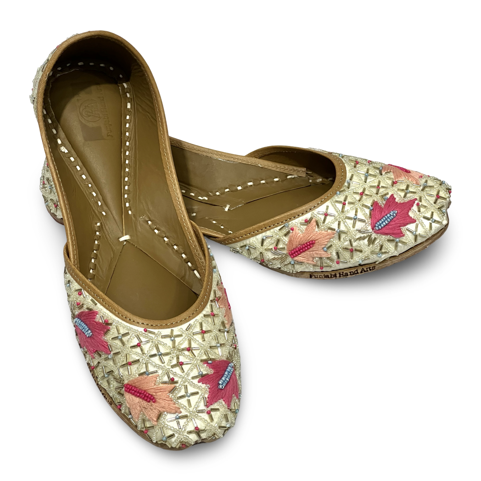 pha || women's embroidered floral jutti, traditional indian punjabi jutti,soft leather punjabi jutti