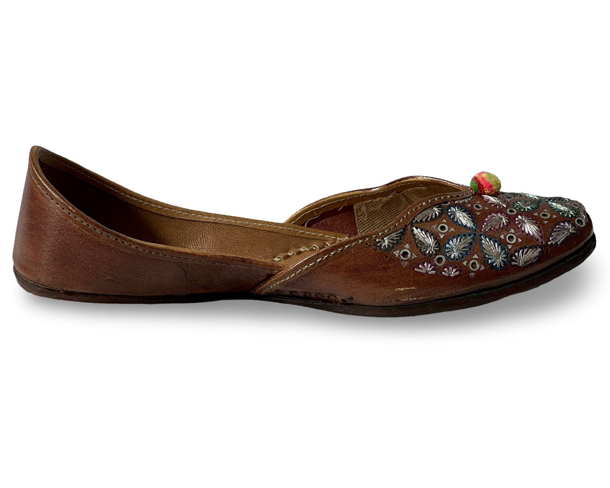pha || women's embroidered leather jutti, traditional brown floral design, round toe punjabi jutti