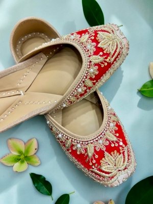 Home New velvet rani